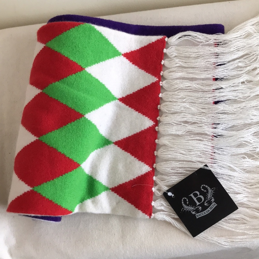 NWT Cashmere scarf Extra long rectangle Holiday red & green & purple & cream - Picture 10 of 10